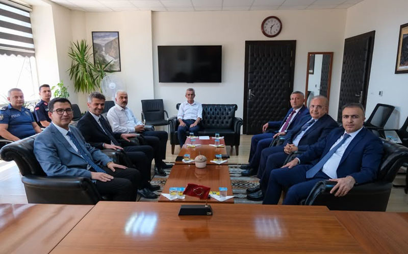 Valimiz Ermenek Kaymakamlığını ziyaret etti.